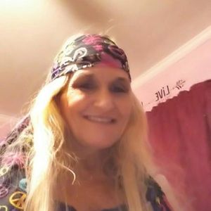 Meet your Posher, Teri